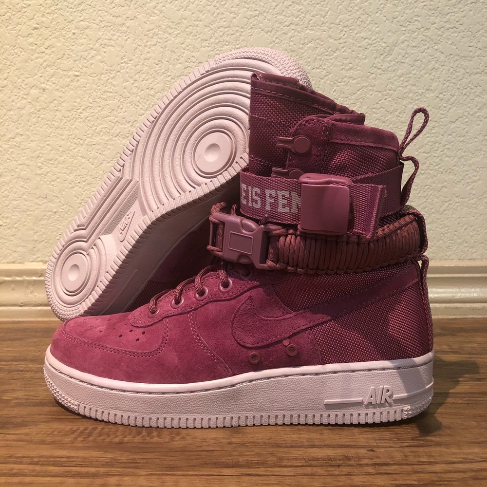 Nike Air SF AF1 Mid The Force Is Female Rare